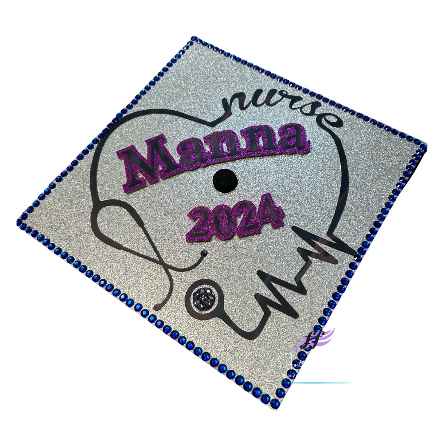 Personalized Graduate Mortarboard Cover: Glitter Cardstock & HTV
